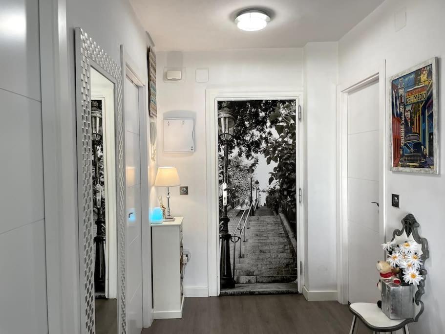 Nuevo!! Apartamento Lujo&Confort. Parking Sevilla Bagian luar foto