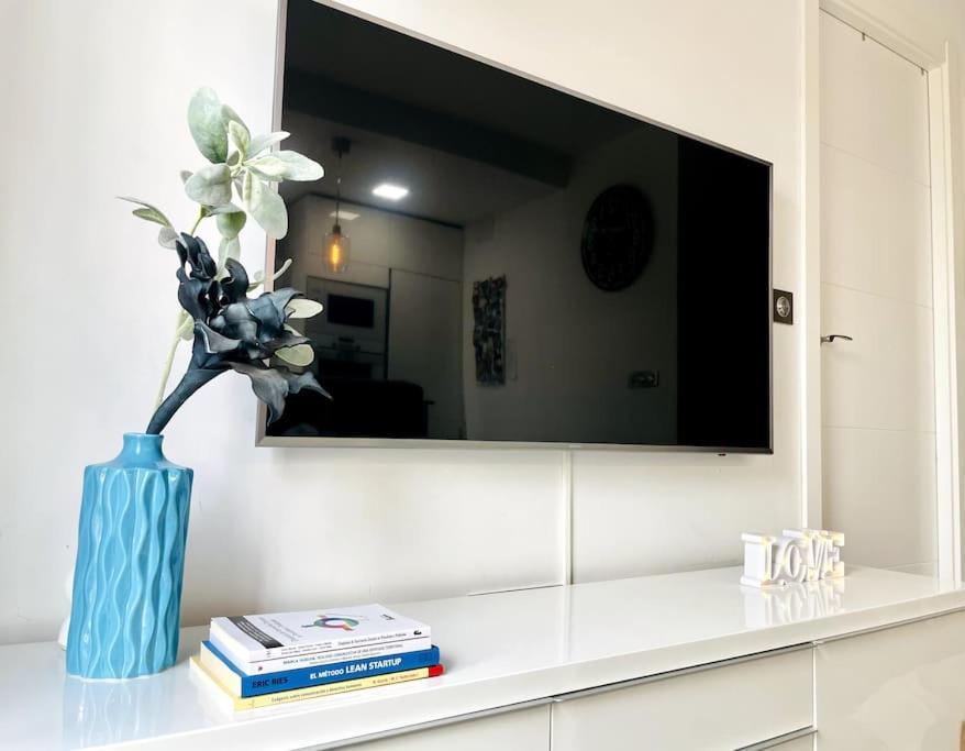 Nuevo!! Apartamento Lujo&Confort. Parking Sevilla Bagian luar foto